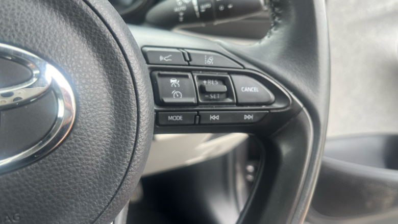 Toyota Yaris 1.5 Hybrid Excel 5dr CVT Hybrid Hatchback